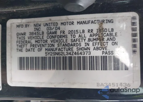 2008 Pontiac Vibe z USA, uszkodzony, nr VIN 5Y2SL678X8Z422119